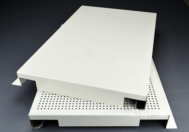 吊顶铝單(dan)板勾搭板